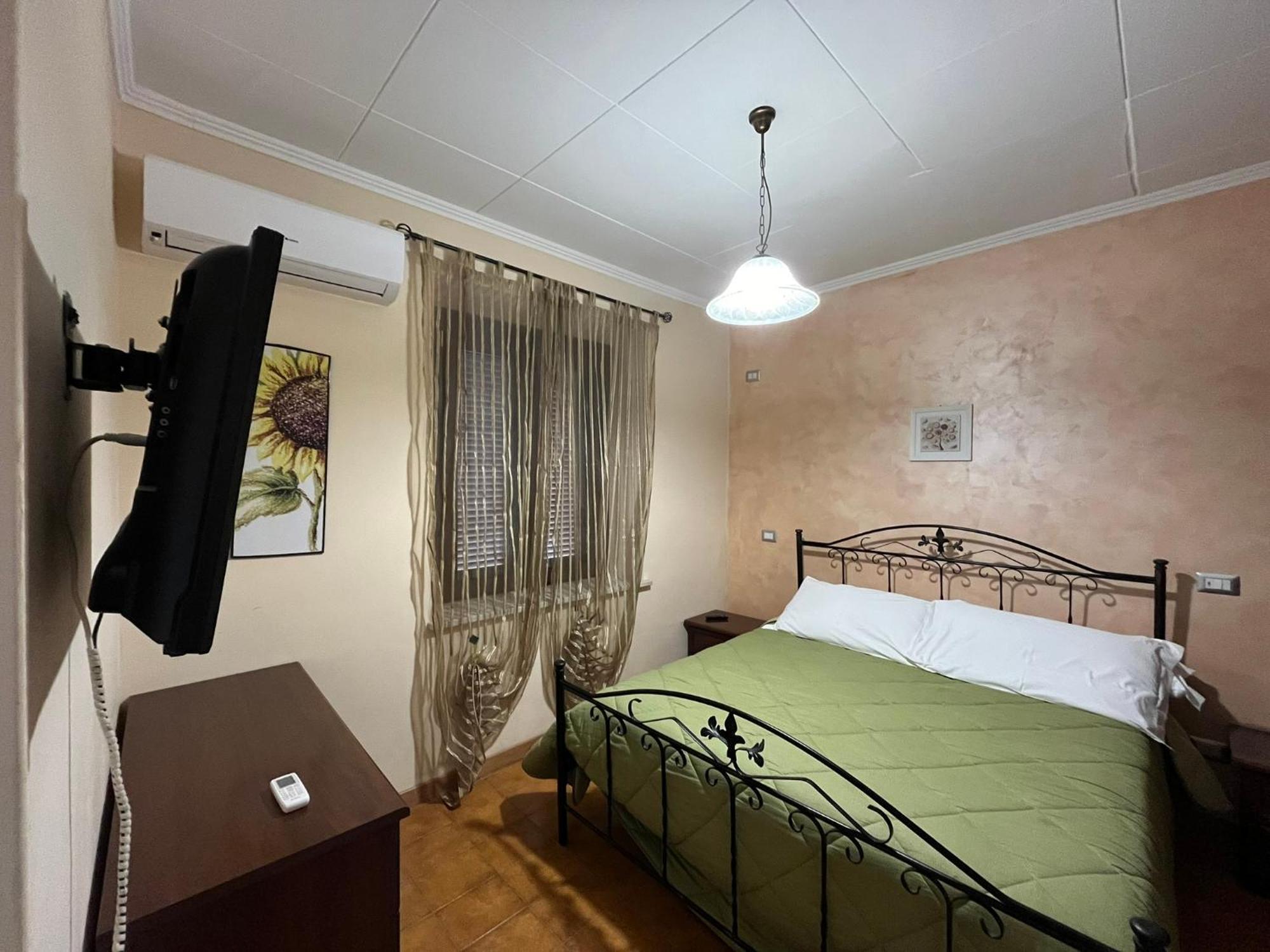Bed and Breakfast Le Ganze Ceprano Exterior foto