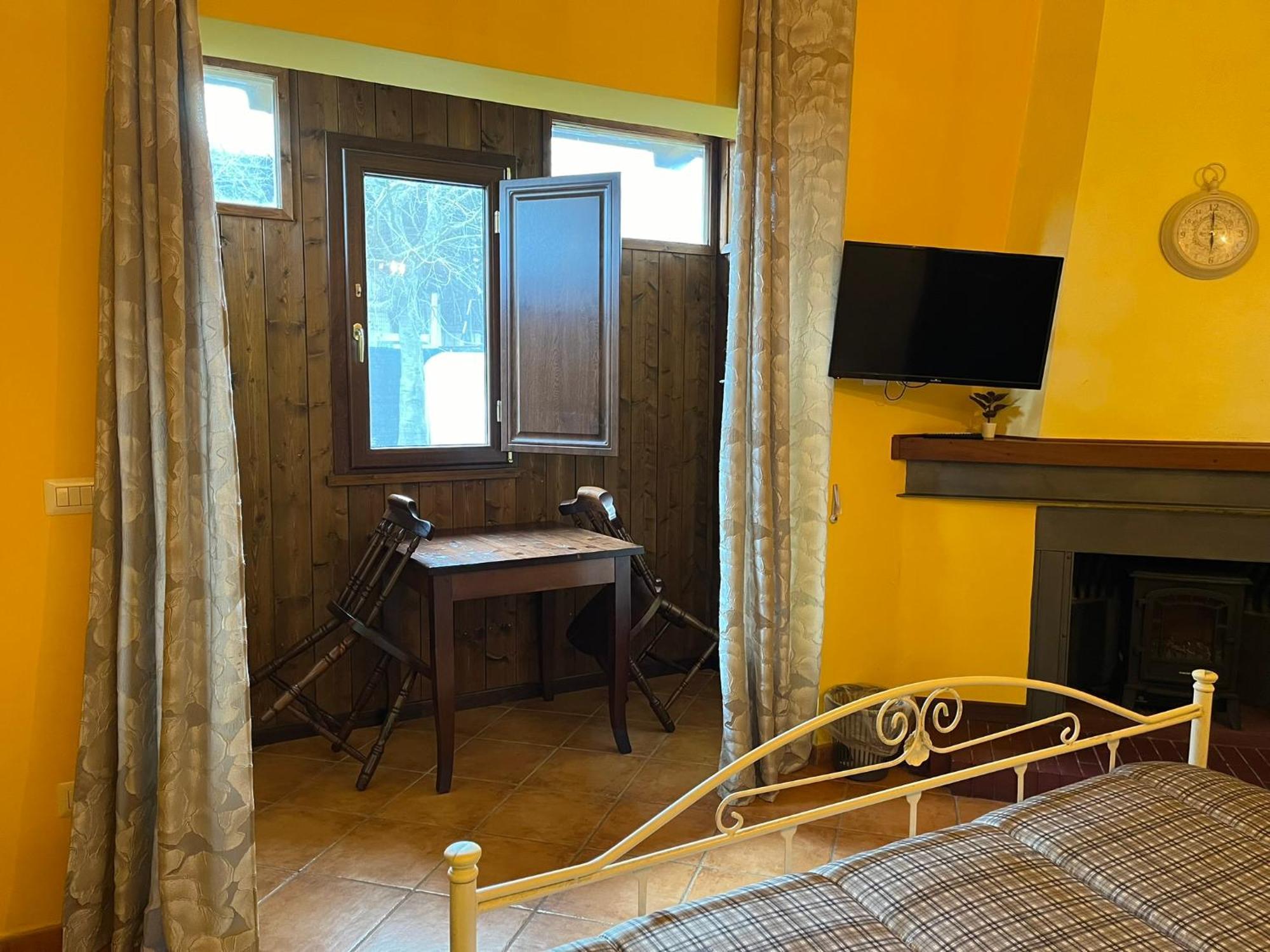 Bed and Breakfast Le Ganze Ceprano Exterior foto